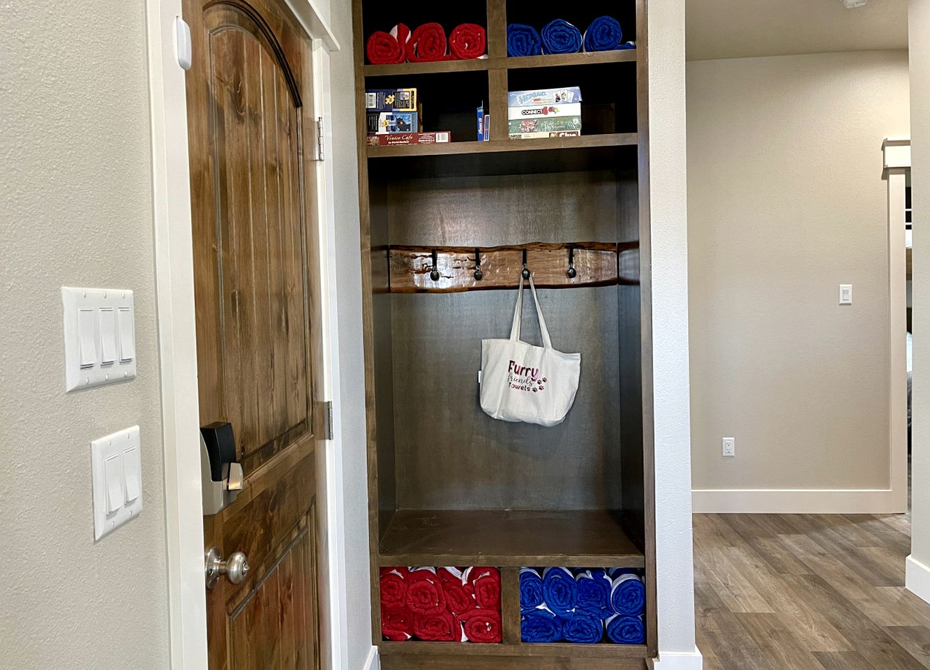 Lakefront Ranch Retreat with Lovely Tranquil Hiking Trails in Texas