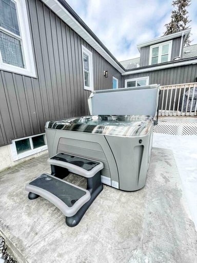 Vacation Rentals (Canada, Prince Edward, Ontario)