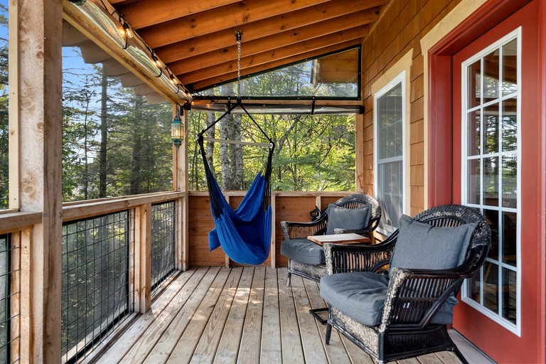 Cabins (United States of America, Cedarville, Michigan)