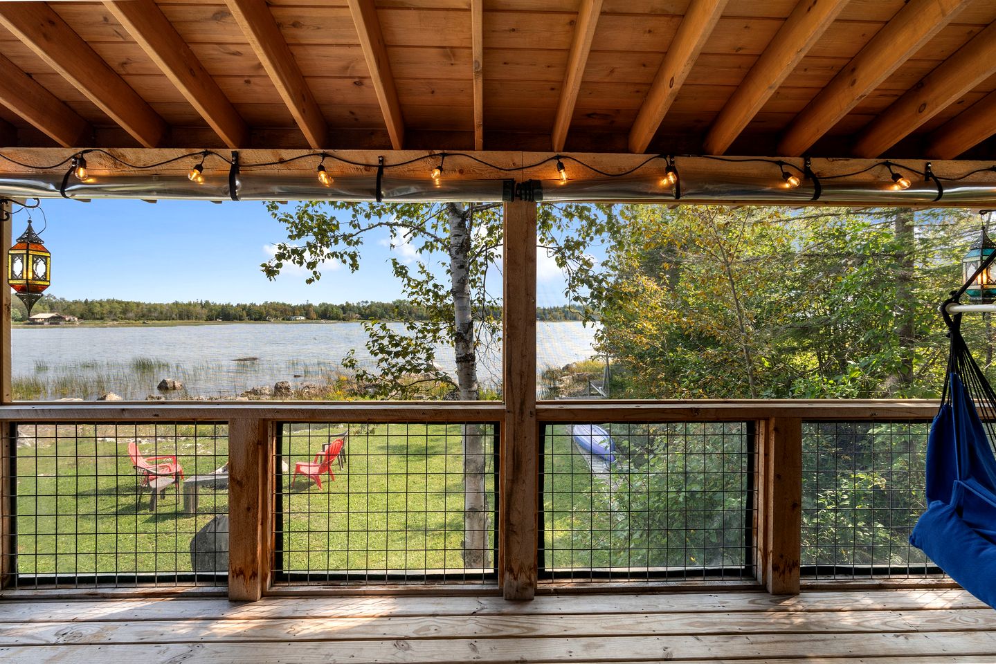 Lakefront Secluded Cabin with Fireplace in Cedarville, Michigan