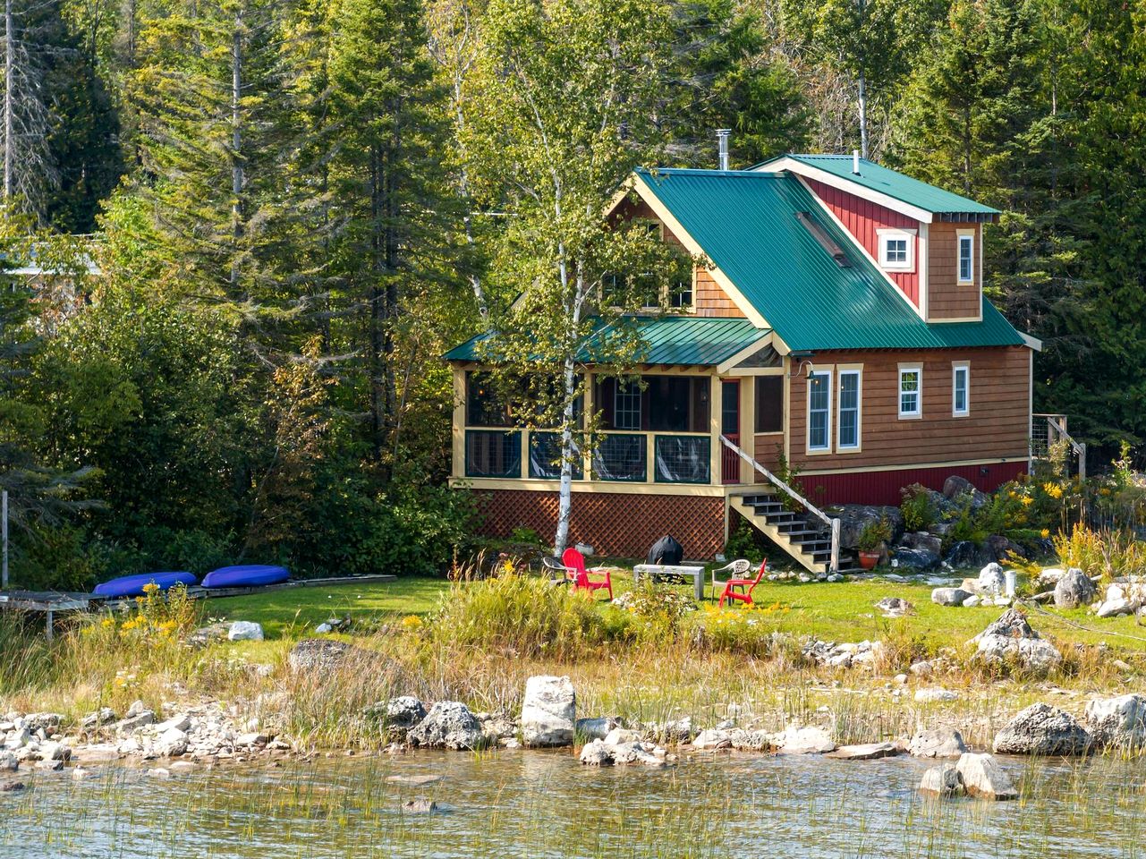 Lakefront Secluded Cabin with Fireplace in Cedarville, Michigan