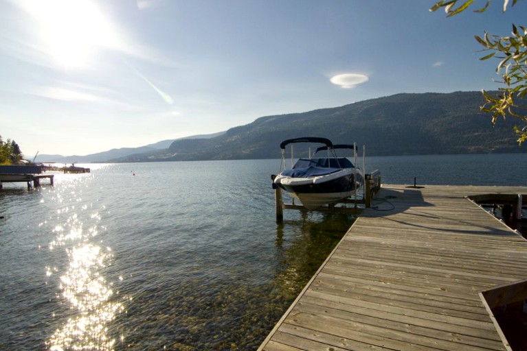 Nature Lodges (Kelowna, British Columbia, Canada)