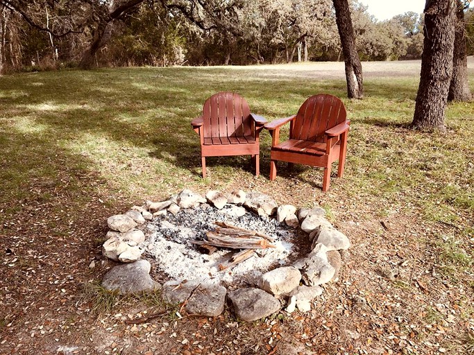 Cottages (Tarpley, Texas, United States)