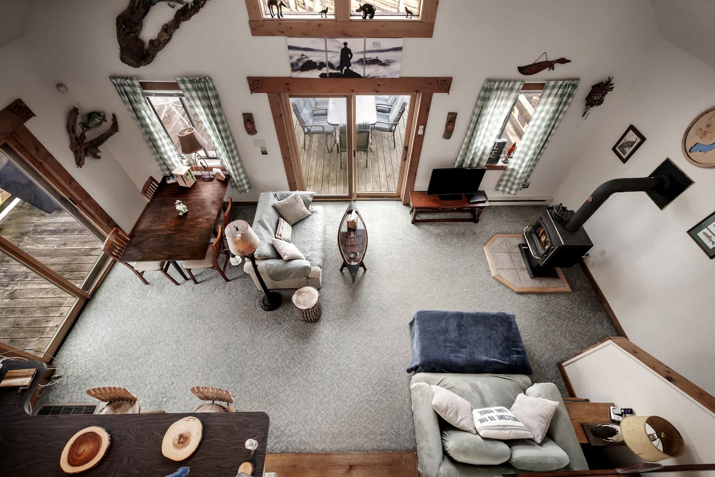 Lustrous Lakefront Cabin Oasis near Lake Ferndale in West Virginia