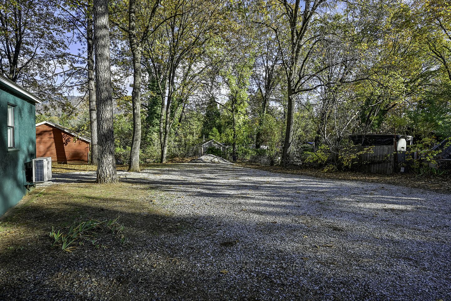 Impressive Cabin Surrounded by Trees in Lakehead, California