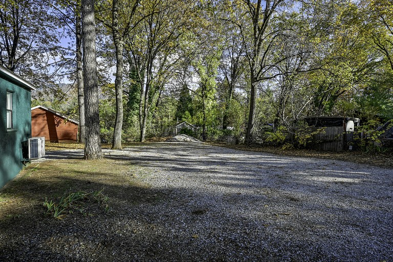 Cabins (United States of America, Lakehead, California)