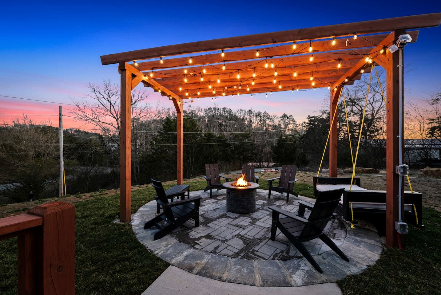 Lakeside Bliss – Spacious 4BR A-Frame Retreat in Sevierville, TN