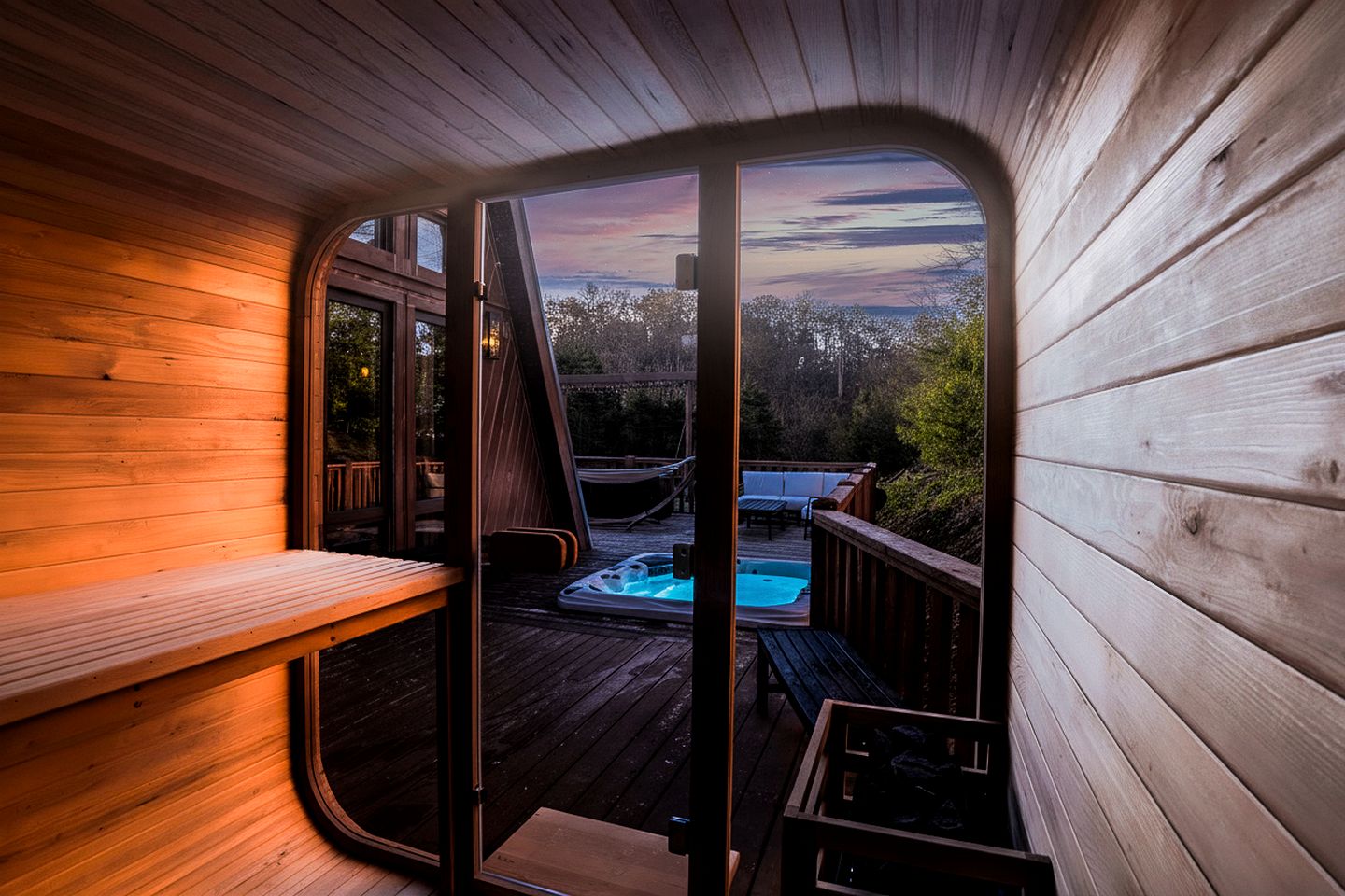 Lakeside Bliss – Spacious 4BR A-Frame Retreat in Sevierville, TN