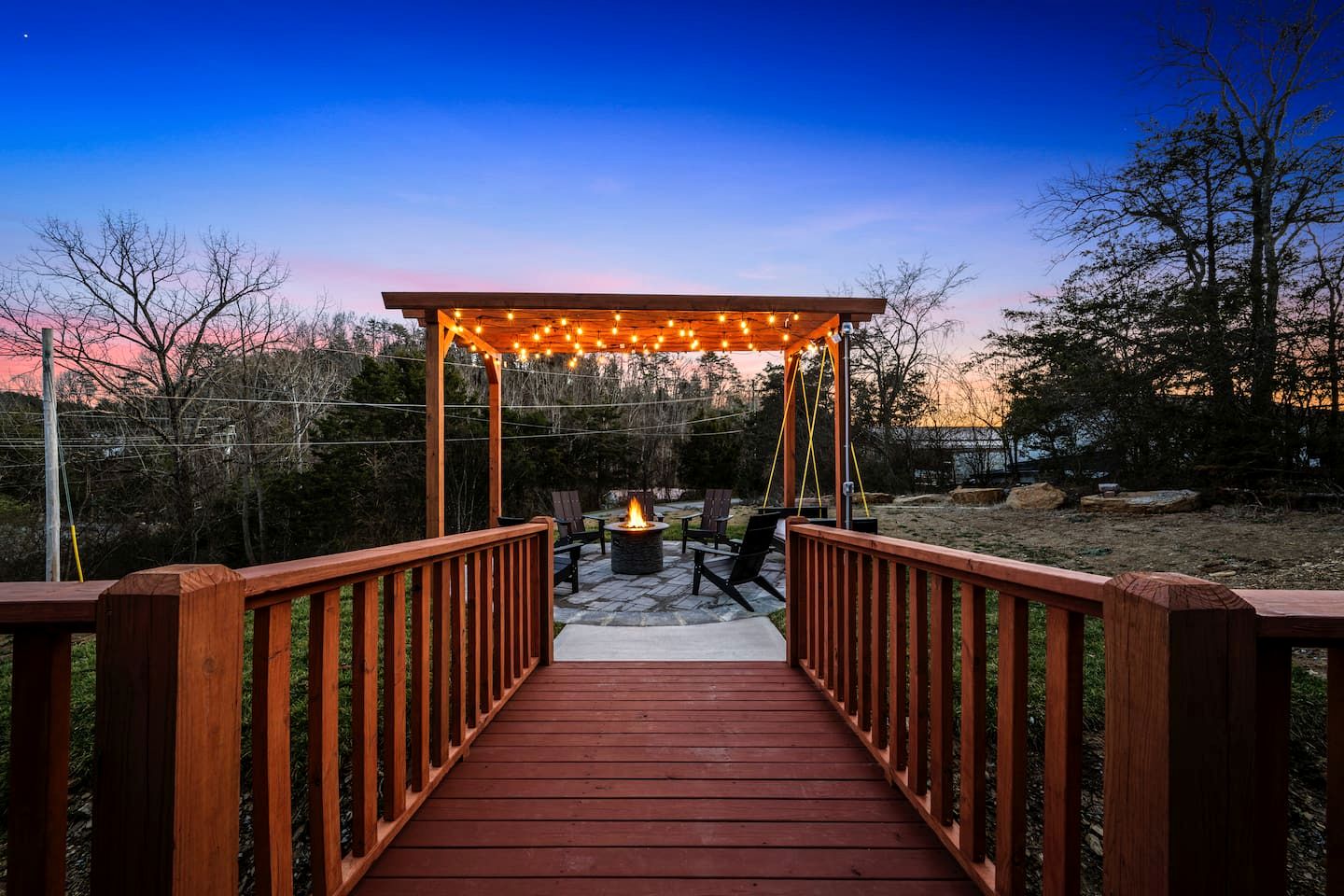 Lakeside Bliss – Spacious 4BR A-Frame Retreat in Sevierville, TN