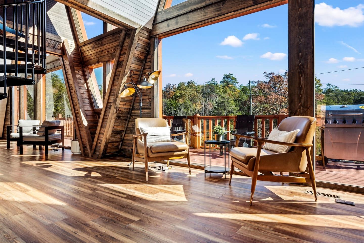 Lakeside Bliss – Spacious 4BR A-Frame Retreat in Sevierville, TN