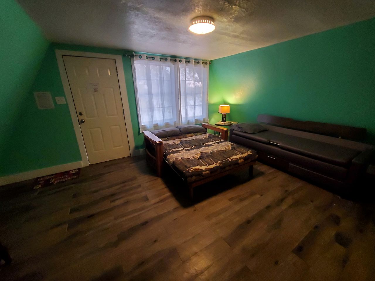 Cozy Lakeside Cabin with Private Dock & Resort Access Near Lake Cisco, Cisco, TX