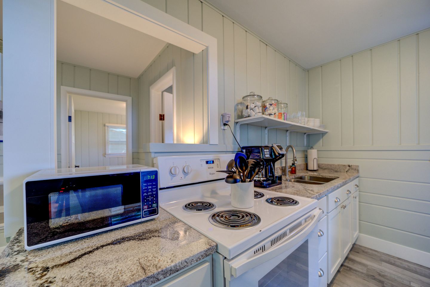 Lakeside Cabin Rental with Beach Access and Fire-Pit for Relaxing Getaways to Lake Michigan