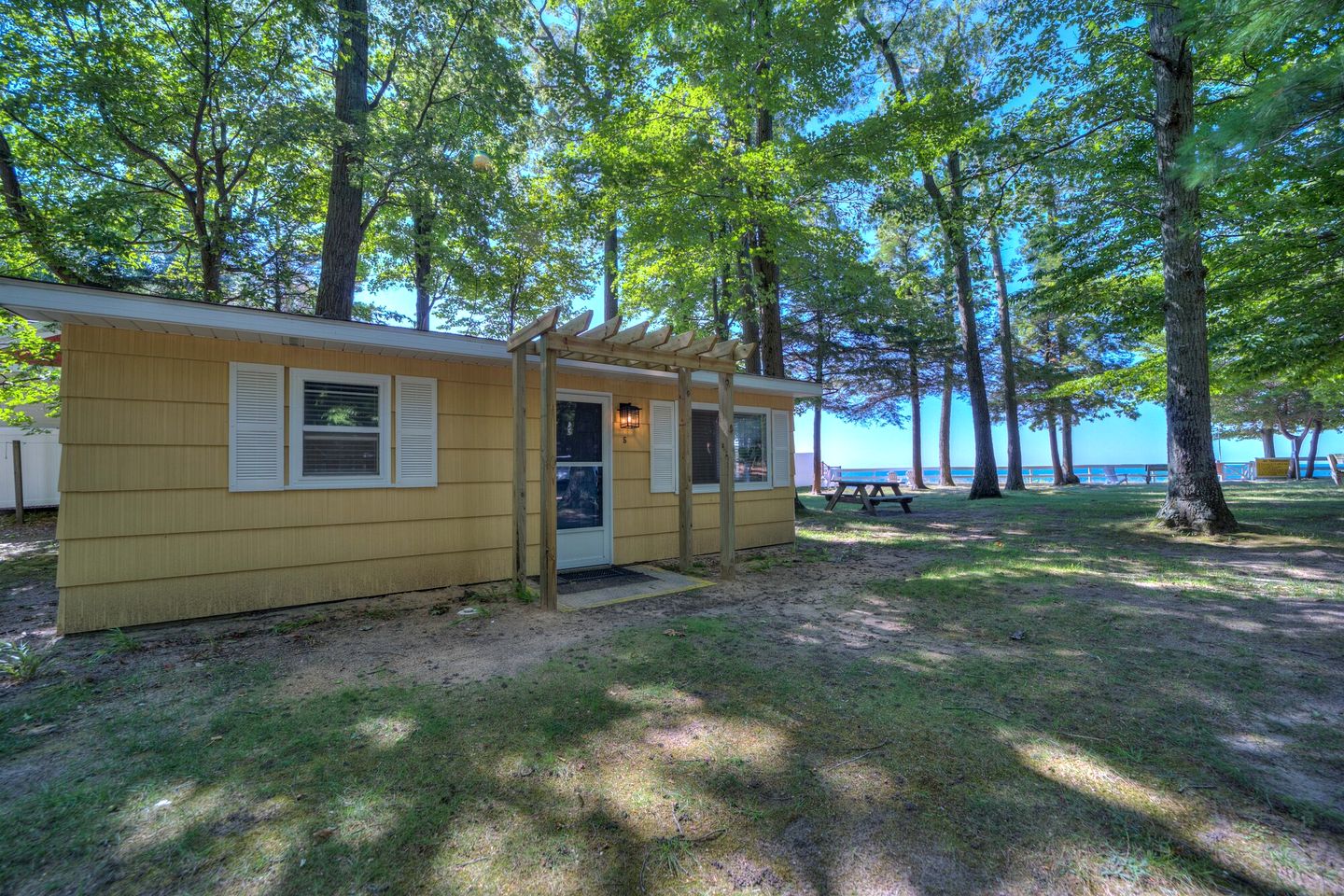 Cabins (United States of America, Muskegon, Michigan)