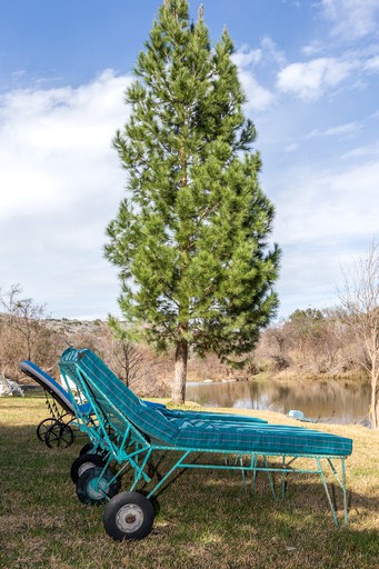 Cabins (Marble Falls, Texas, United States)