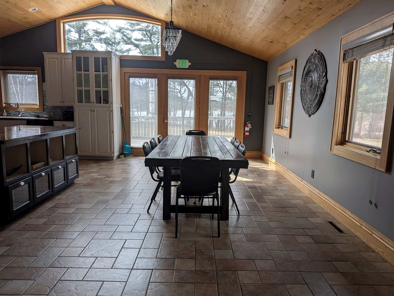 Spacious Lakeside Cottage with Wheelchair Access near Walker, Minnesota