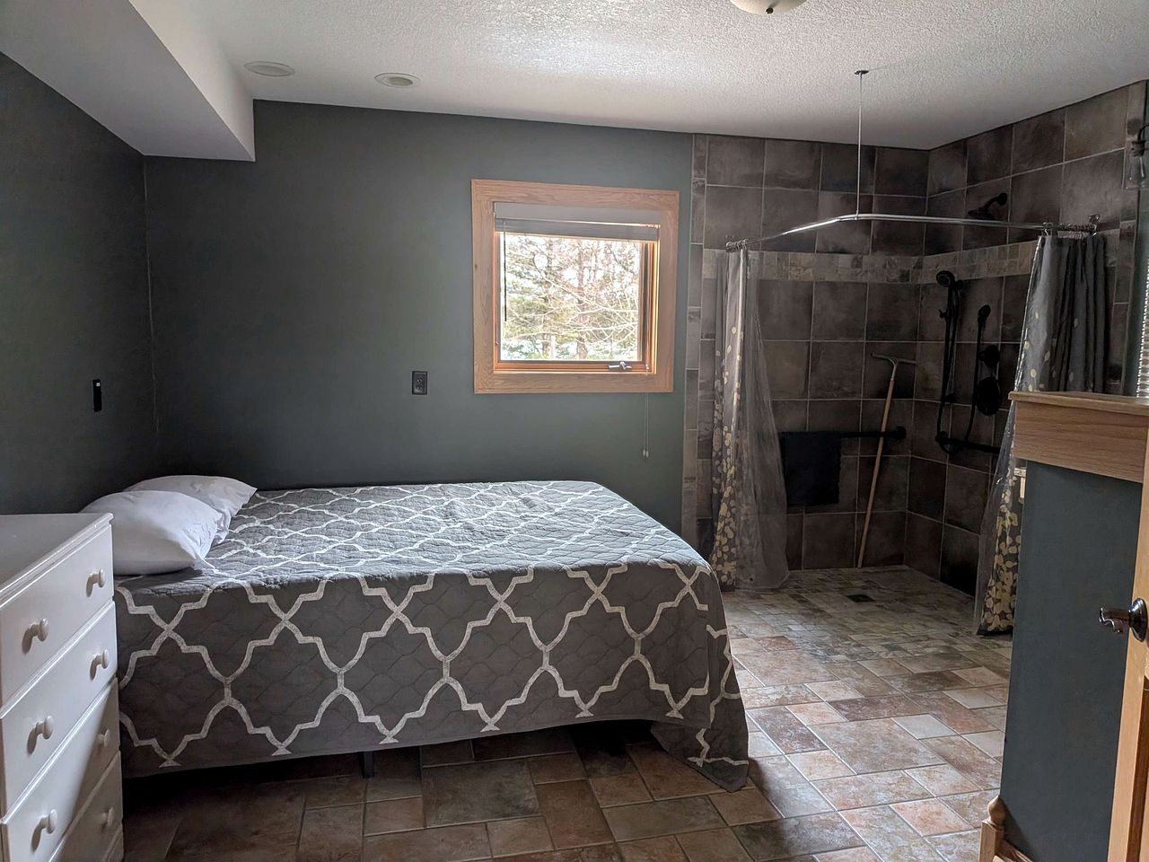 Spacious Lakeside Cottage with Wheelchair Access near Walker, Minnesota