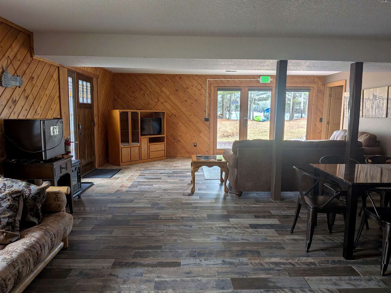 Spacious Lakeside Cottage with Wheelchair Access near Walker, Minnesota