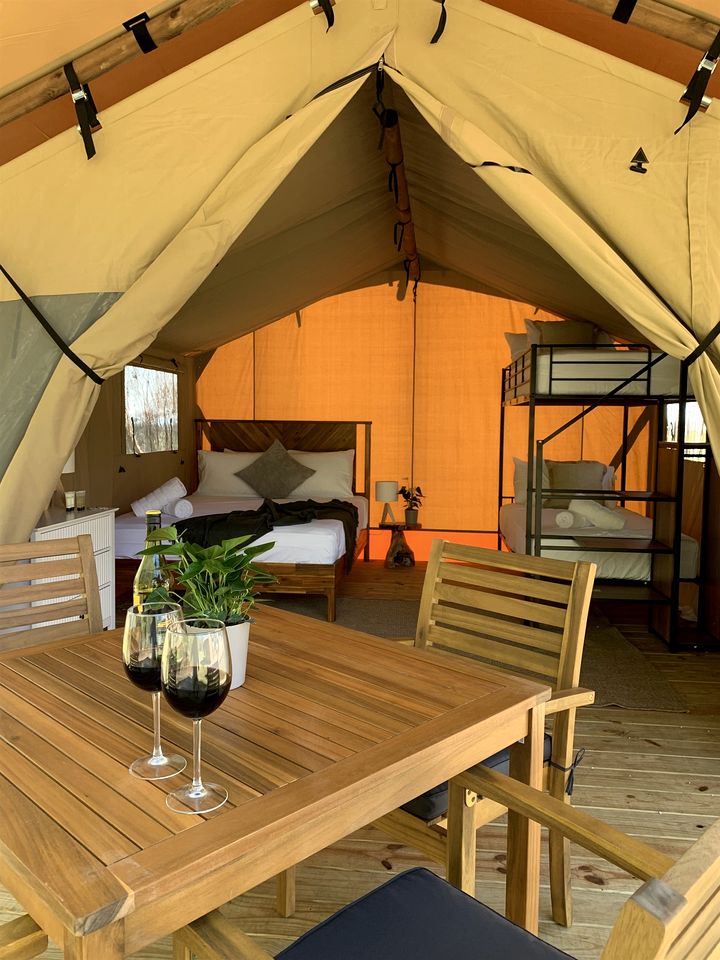 Scenic Glamping Home with Lakeside Marina Access Near Lake Livingston in Point Blank, Texas