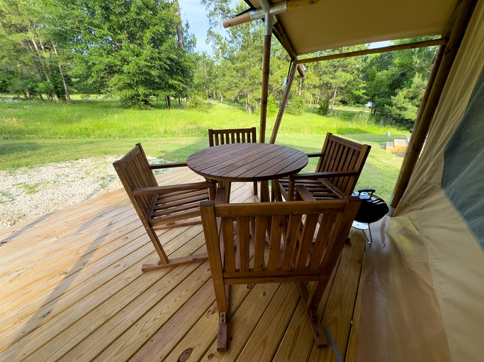 Tranquil Safari Tent with Marina Access Near Lake Livingston in Point Blank, Texas