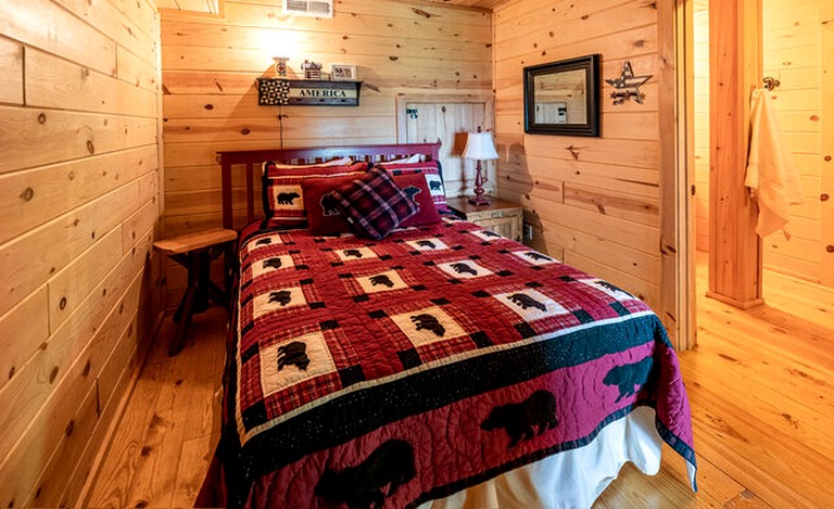 Cabins (United States of America, Topton, North Carolina)