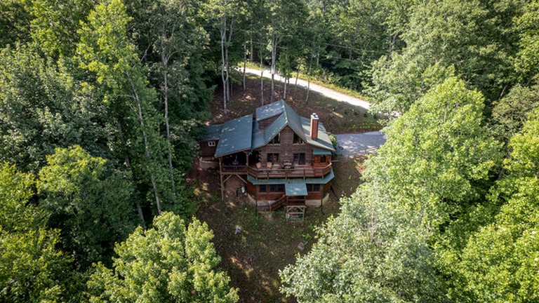 Cabins (United States of America, Topton, North Carolina)