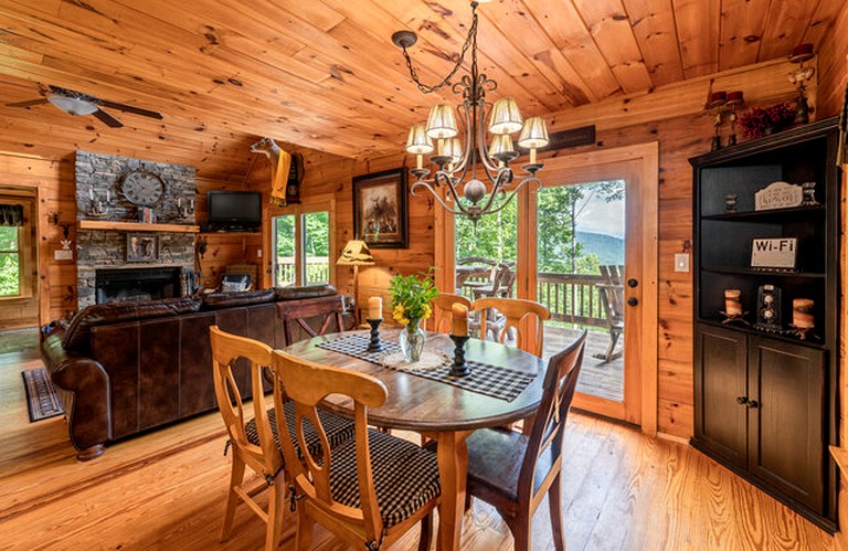 Cabins (United States of America, Topton, North Carolina)