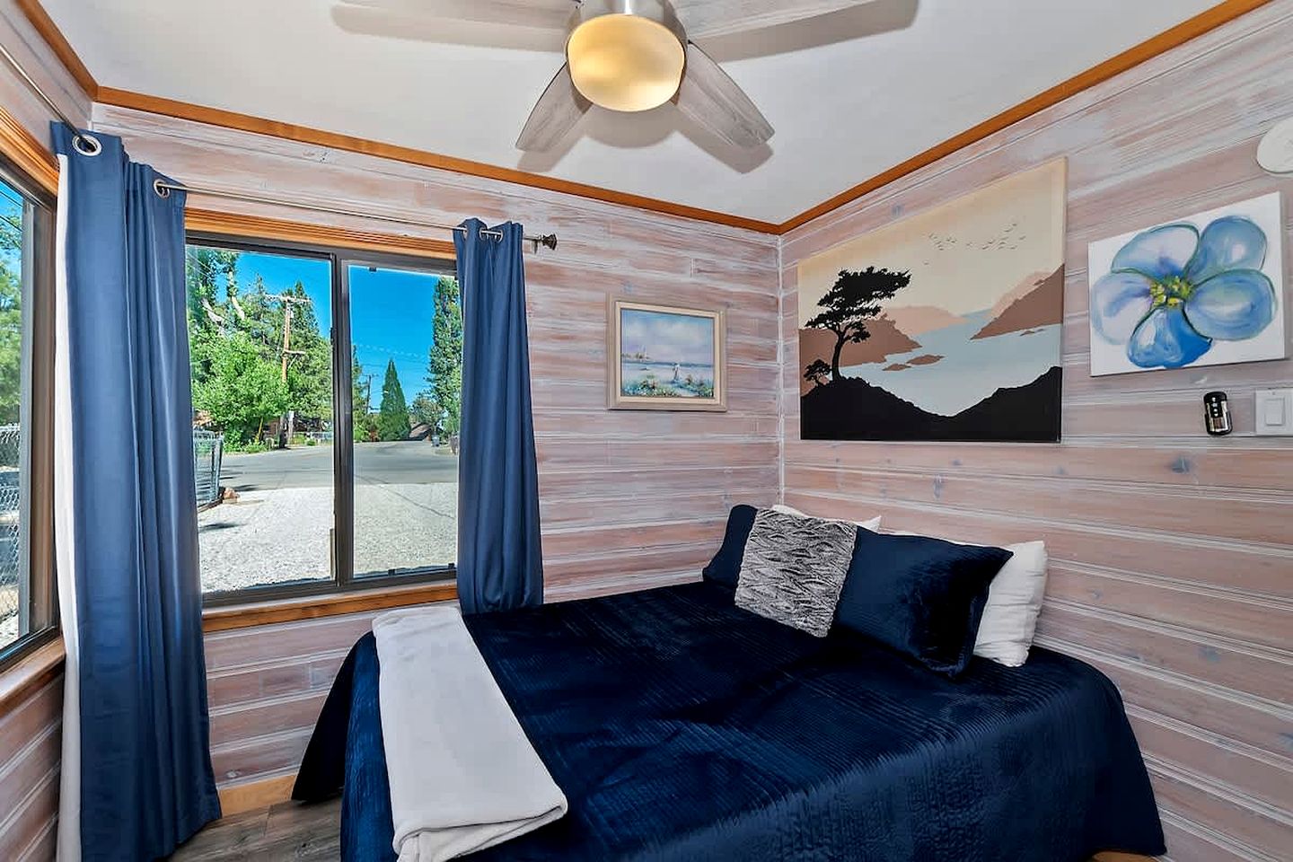 Lakeside Luxury: Lakefront Cabin with Hot Tub in Big Bear Lake, California