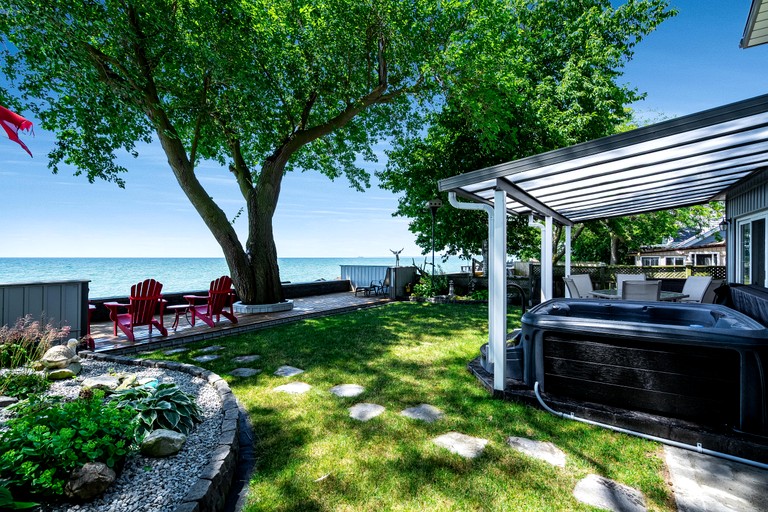 Vacation Rentals (Canada, Leamington, Ontario)
