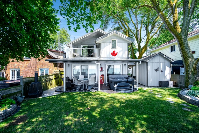 Vacation Rentals (Canada, Leamington, Ontario)