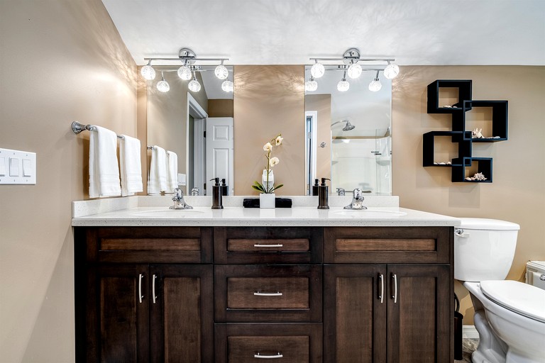 Vacation Rentals (Canada, Leamington, Ontario)