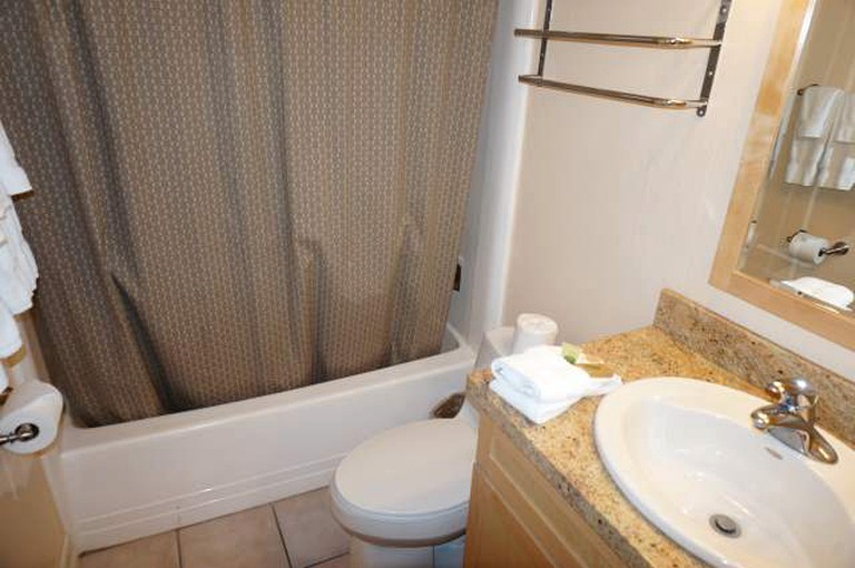 RedAwning Lakeview 826 Condo 653 Mammoth Lakes, CA, Vacation