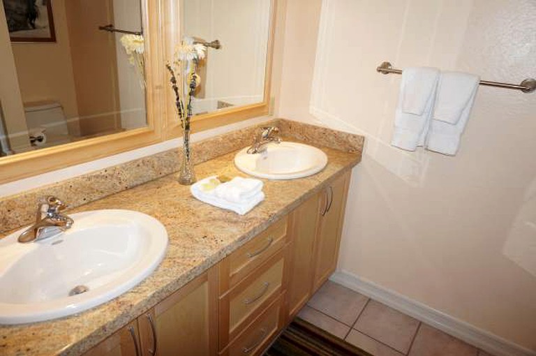 RedAwning Lakeview 826 Condo 653 Mammoth Lakes, CA, Vacation