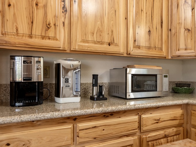 Cabins (United States of America, Big Bear Lake, California)