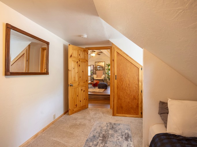 Cabins (United States of America, Big Bear Lake, California)