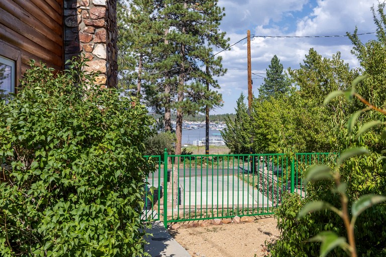 Cabins (United States of America, Big Bear Lake, California)