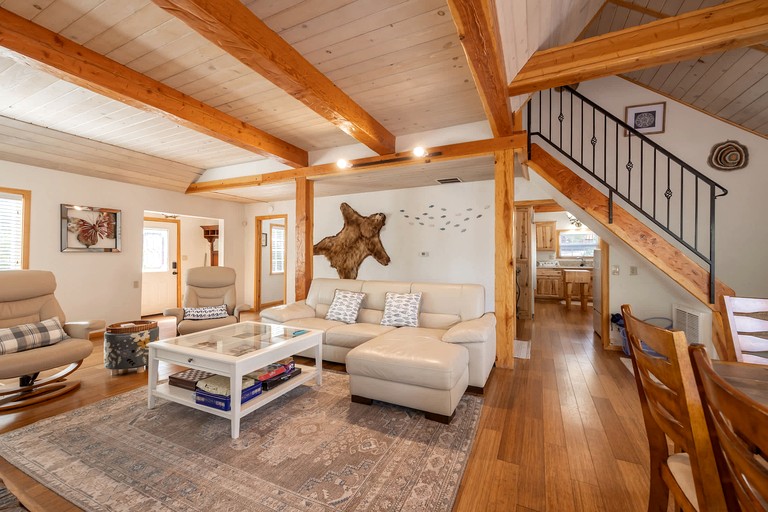 Cabins (United States of America, Big Bear Lake, California)