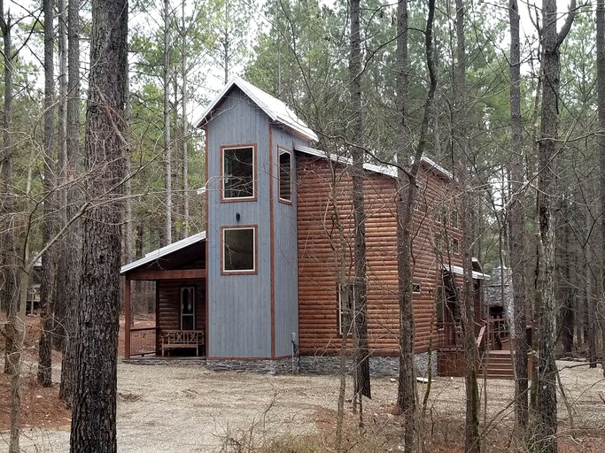 Cabins (Broken Bow, Oklahoma, United States)