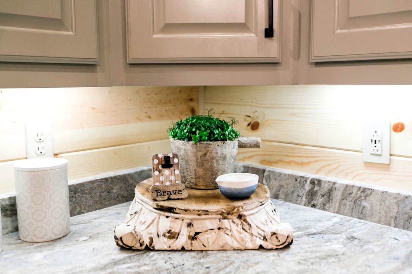 Luxury Cabin Accommodation with a Hot Tub near Broken Bow in Oklahoma