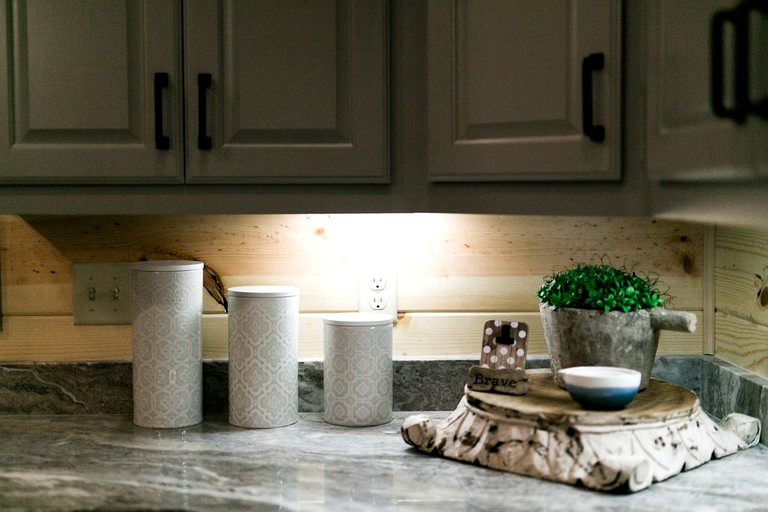 Cabins (Hochatow, Oklahoma, United States)