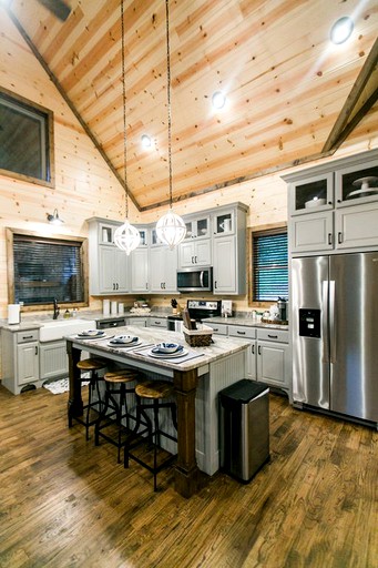 Cabins (Hochatow, Oklahoma, United States)