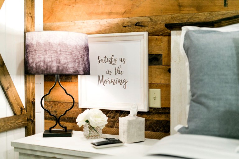 Cabins (Hochatow, Oklahoma, United States)