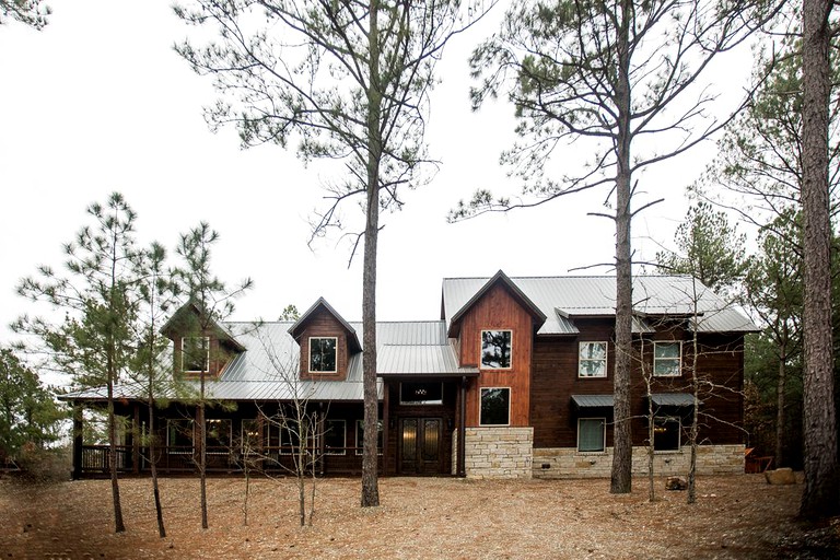 Cabins (Hochatow, Oklahoma, United States)