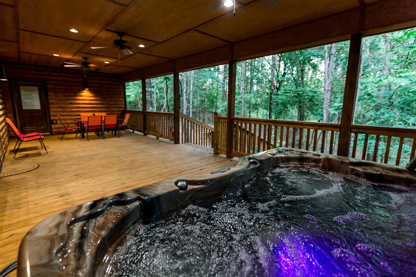 Family-Friendly Cabin Rental near Hochatown State Park in Broken Bow, Oklahoma