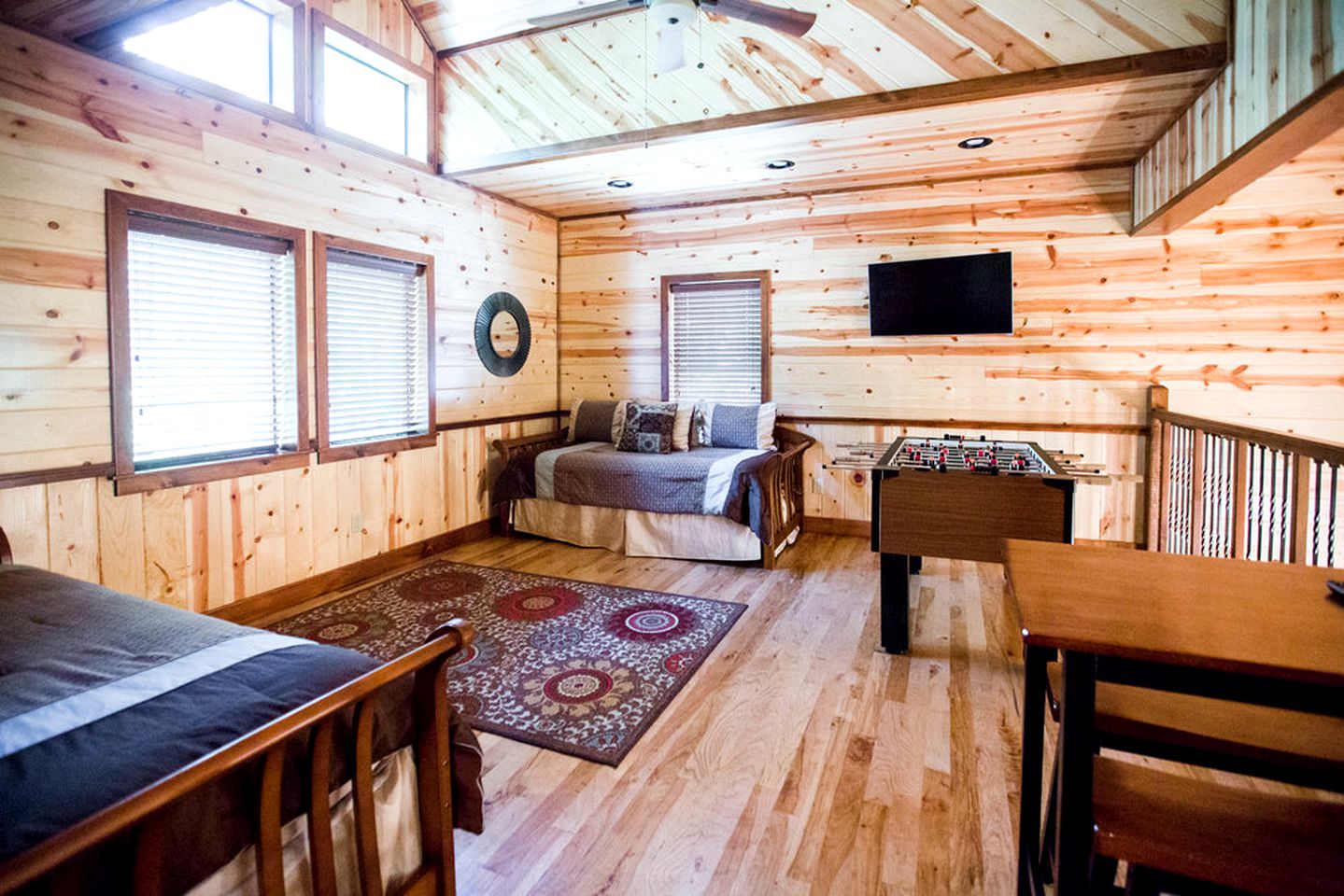 Deluxe Log Cabin Rental with Lovely Woodland Views in Broken Bow, Oklahoma