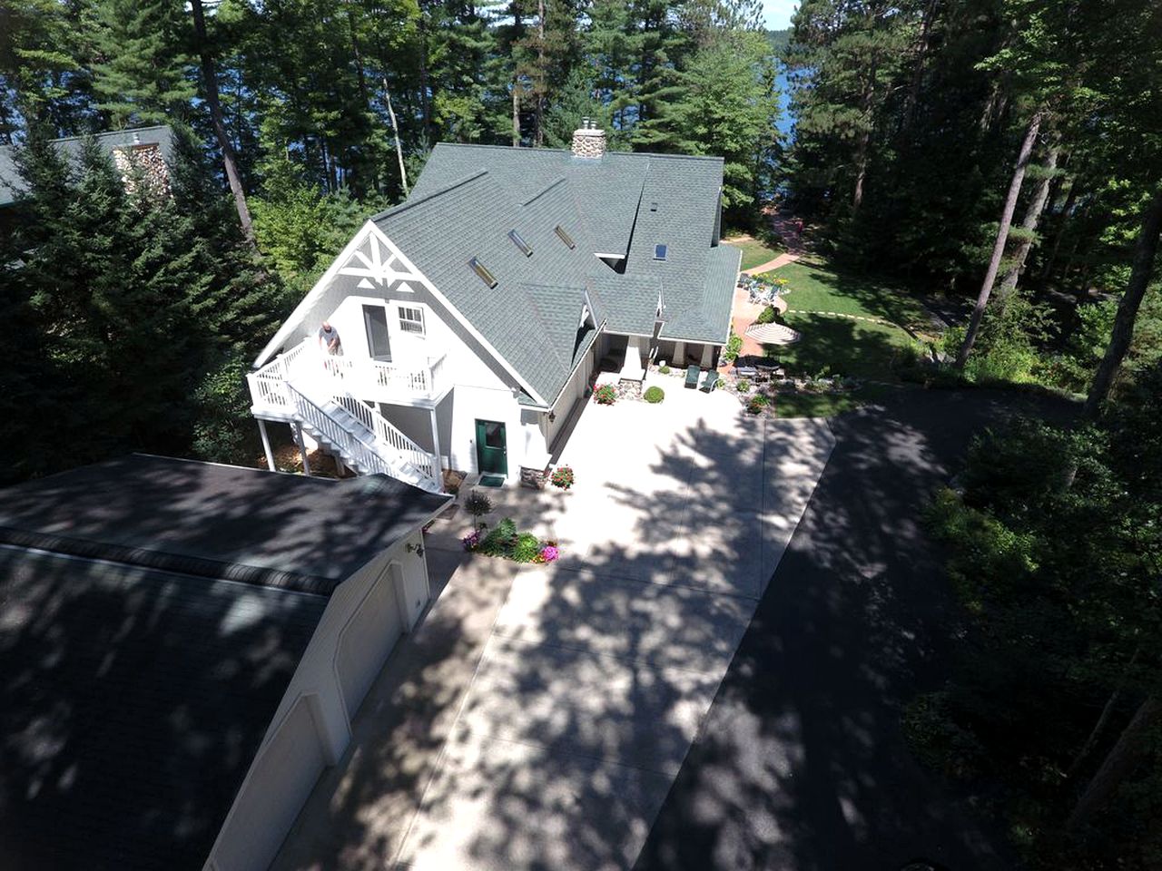 Romantic Suite Rental with a Private Deck on Deer Lake, Wisconsin