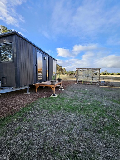 Tiny Houses (Australia, Purdeet, Victoria)