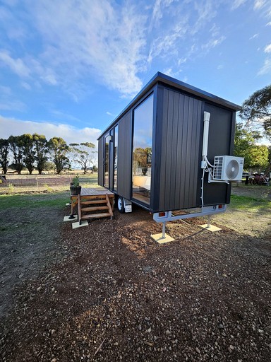 Tiny Houses (Australia, Purdeet, Victoria)