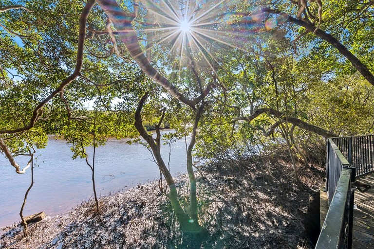 Vacation Rentals (Australia, --, --)