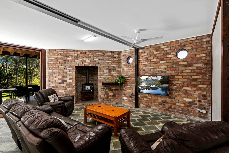 Vacation Rentals (Australia, --, --)