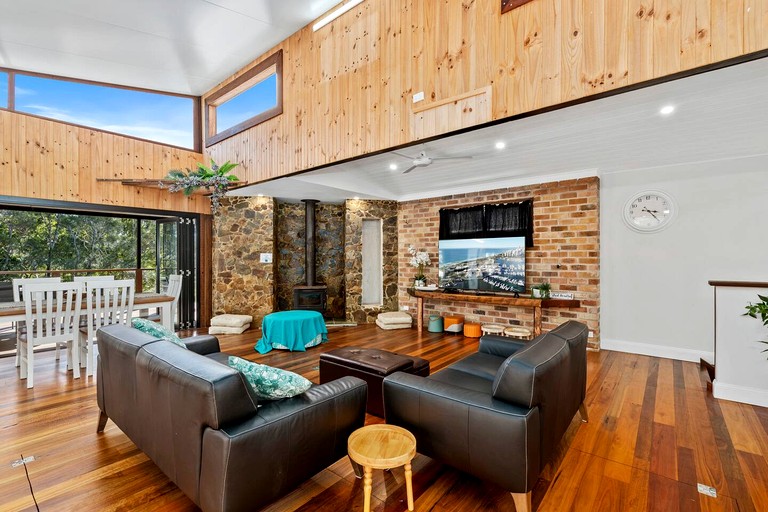 Vacation Rentals (Australia, --, --)